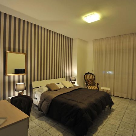 Quarantadue Quindici Hotel แตร์โมลิ ภายนอก รูปภาพ